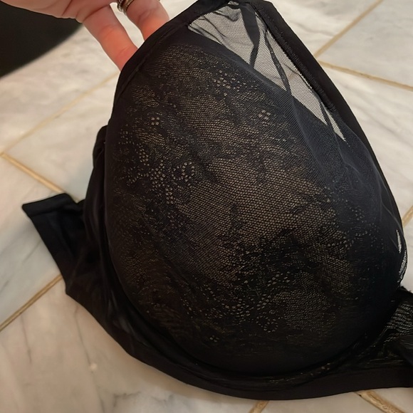 Natori Black Bra - Picture 4 of 5